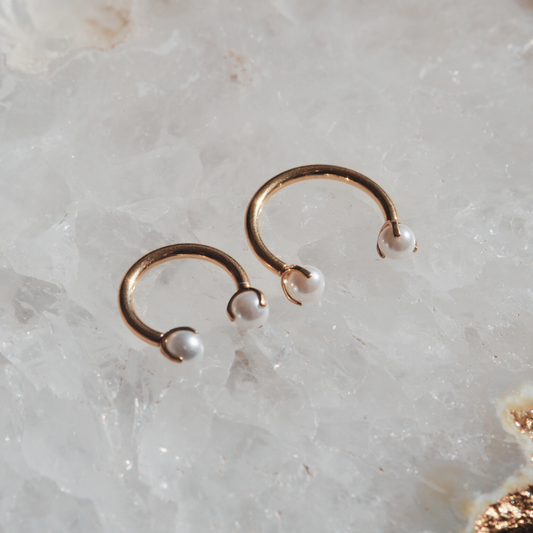 Pearl Horseshoe Circular Barbell