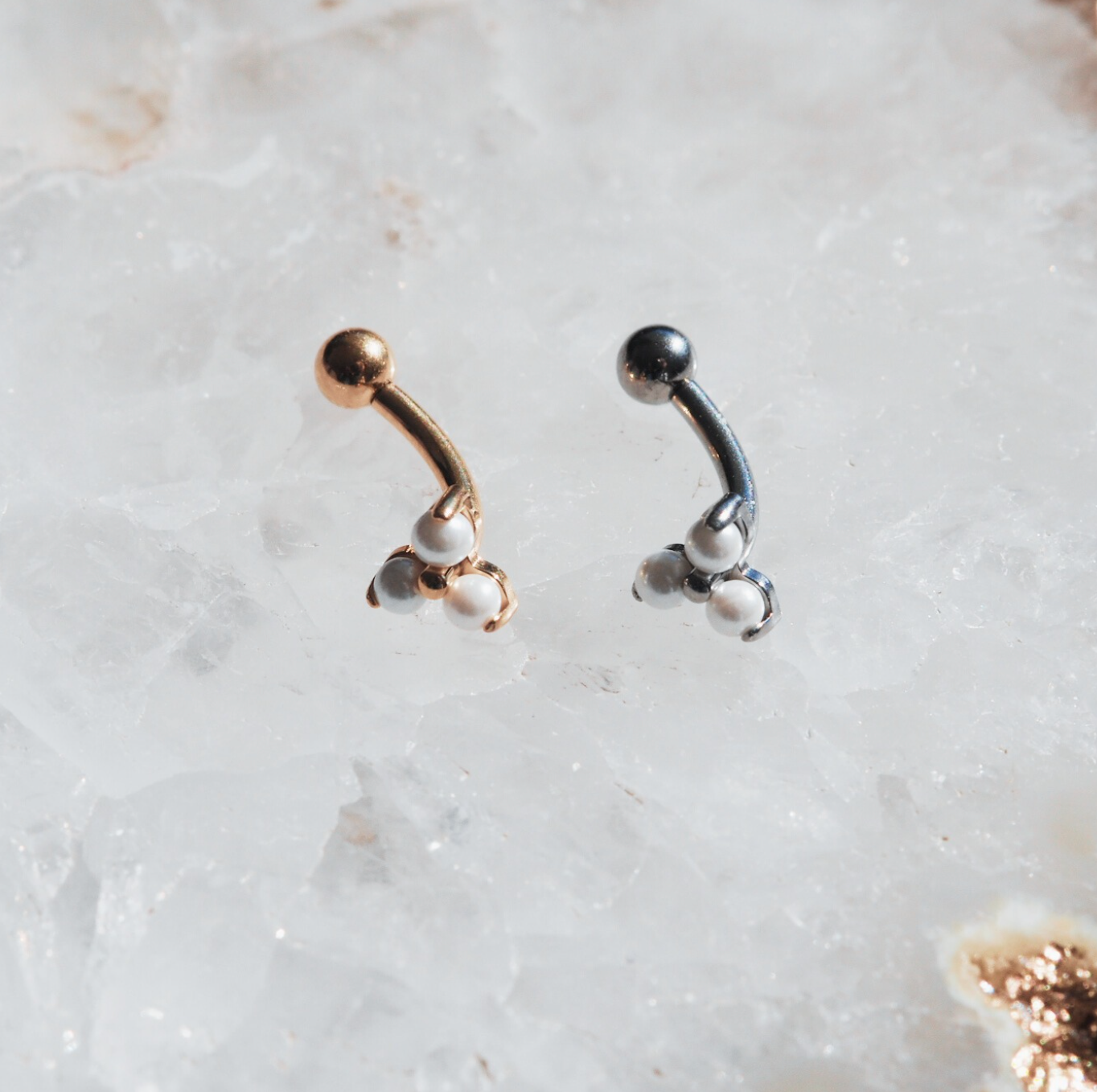 Charis Curved Barbell